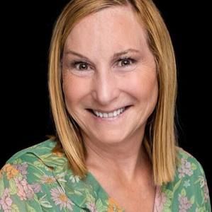 Meet your Posher, Marcia